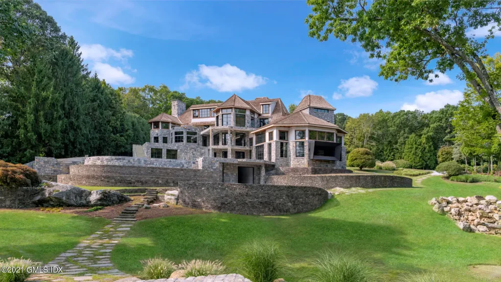 Inside Vince McMahon’s $40 Million Greenwich Mansion: A WWE Empire’s Luxurious Retreat